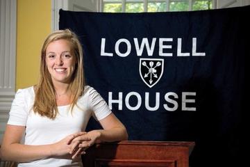 Harvard female student