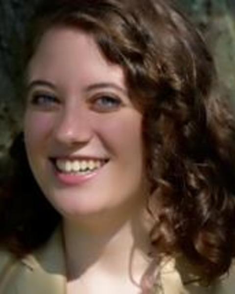Lia Kaynor